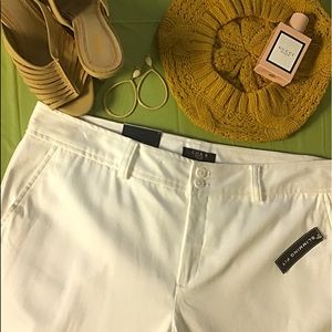 White Sportswear CHAPS Pants Size 16 Petite